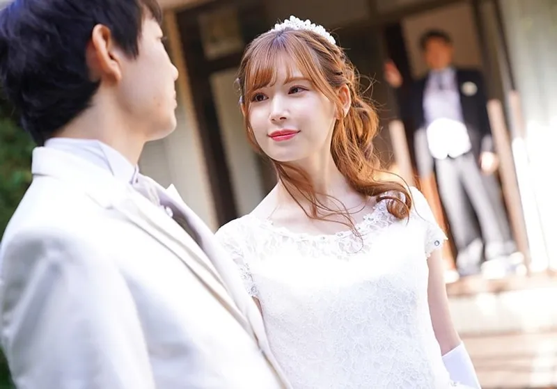 Bố gã chồng trả bài người yêu của con trai ngay sau lễ cưới của con trai