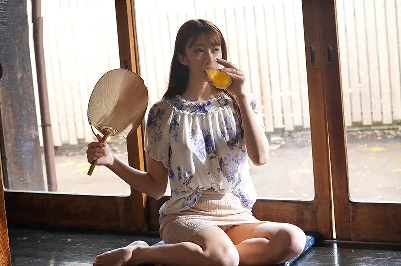 Mùa hè buồn chán ở quê đụ người vợ nhà sát bên thiếu thốn vì lấy người chồng già